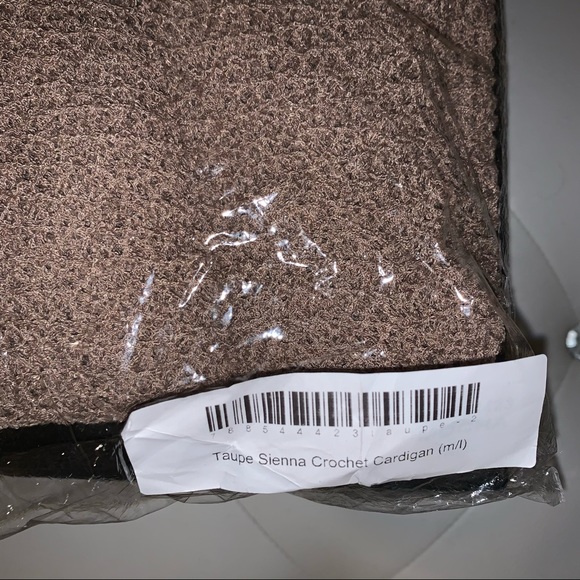 NWT JLUXLABEL Taupe Sienna Crochet Cardigan - Picture 10 of 10
